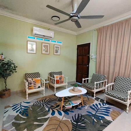 Mini Green Homestay Kulai Exterior foto
