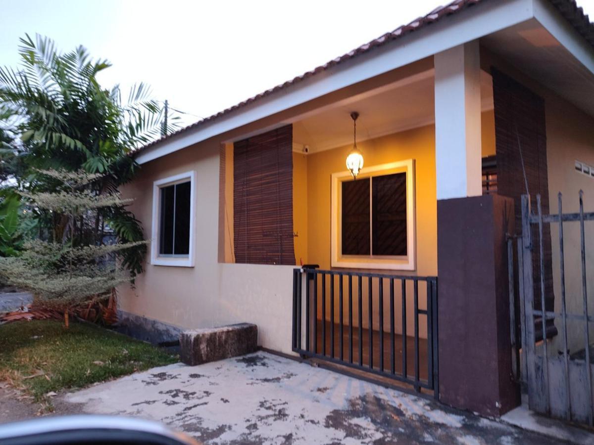 Mini Green Homestay Kulai Exterior foto